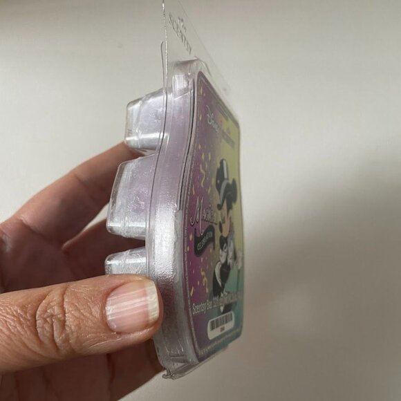Disney Scentsy Magical Celebration Scented Wax Bar 2.6Oz 8-Cube Pack - Picture 3 of 4